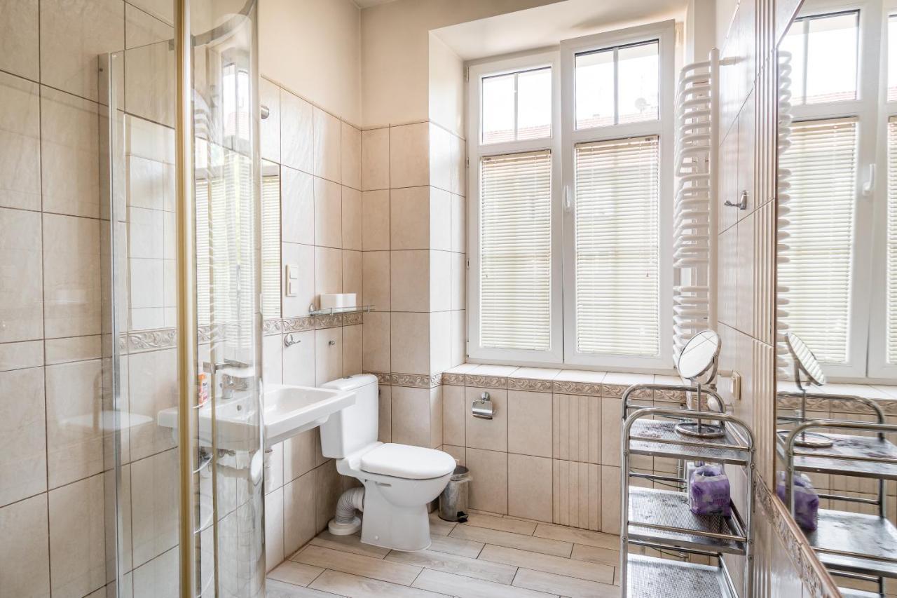 Apartamenty Lea 17 Wawelofts Krasków Exteriör bild