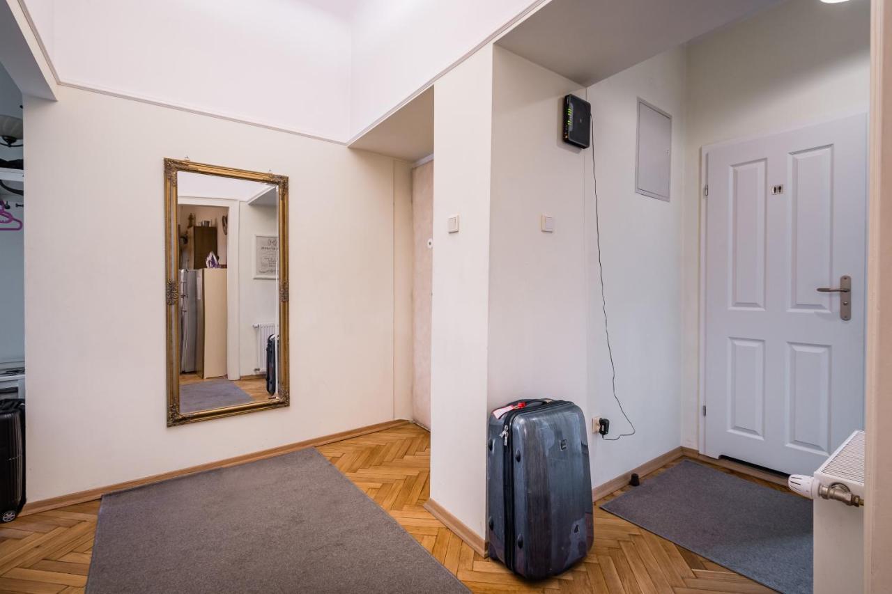 Apartamenty Lea 17 Wawelofts Krasków Exteriör bild